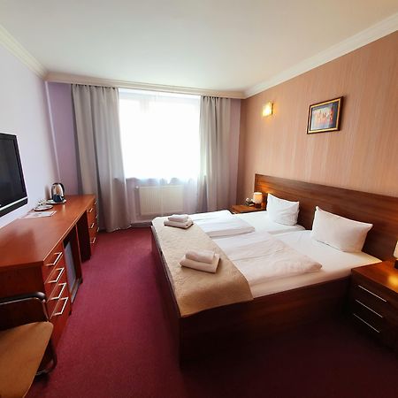 Relax Inn Прага Экстерьер фото