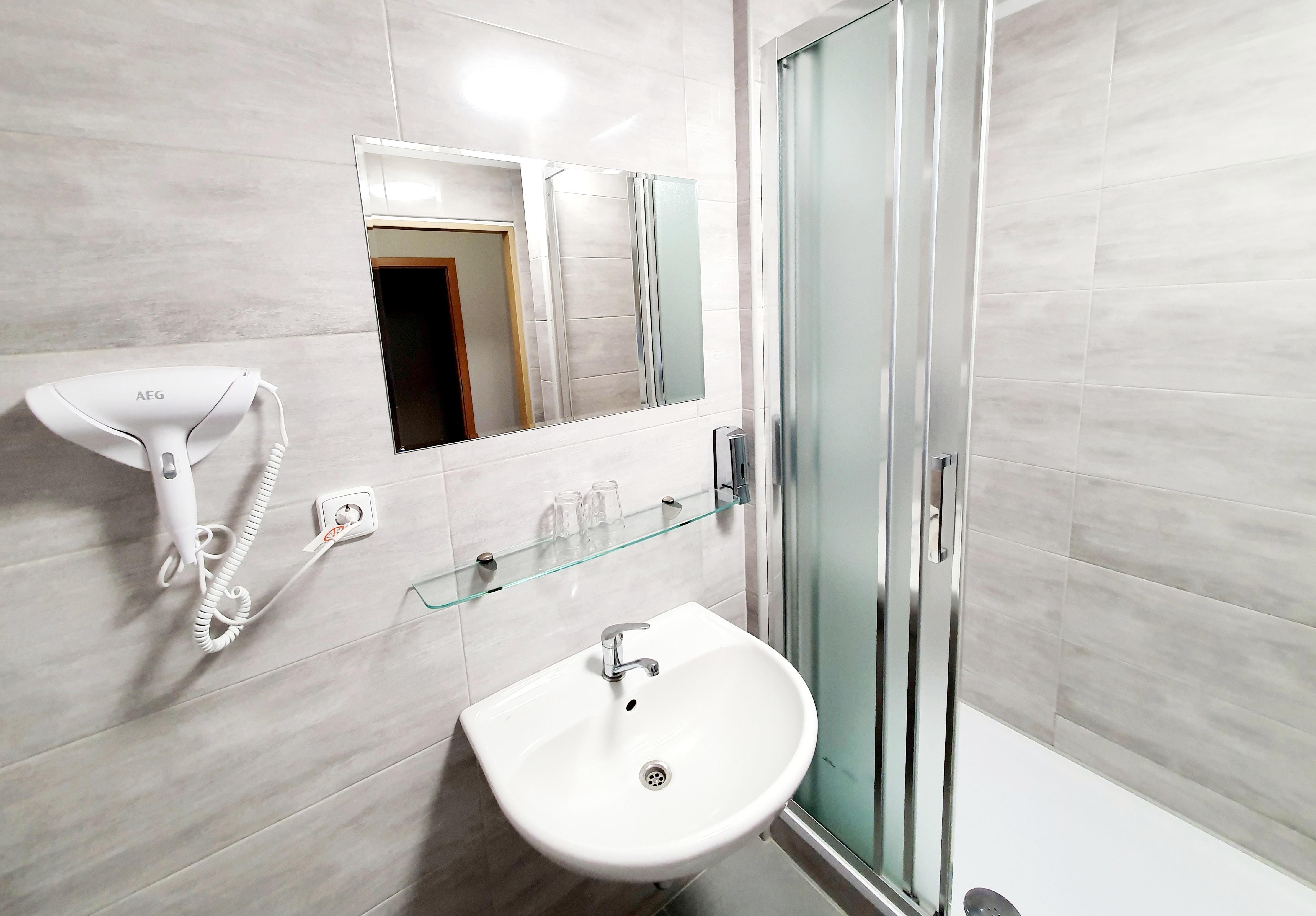 Relax Inn Прага Экстерьер фото