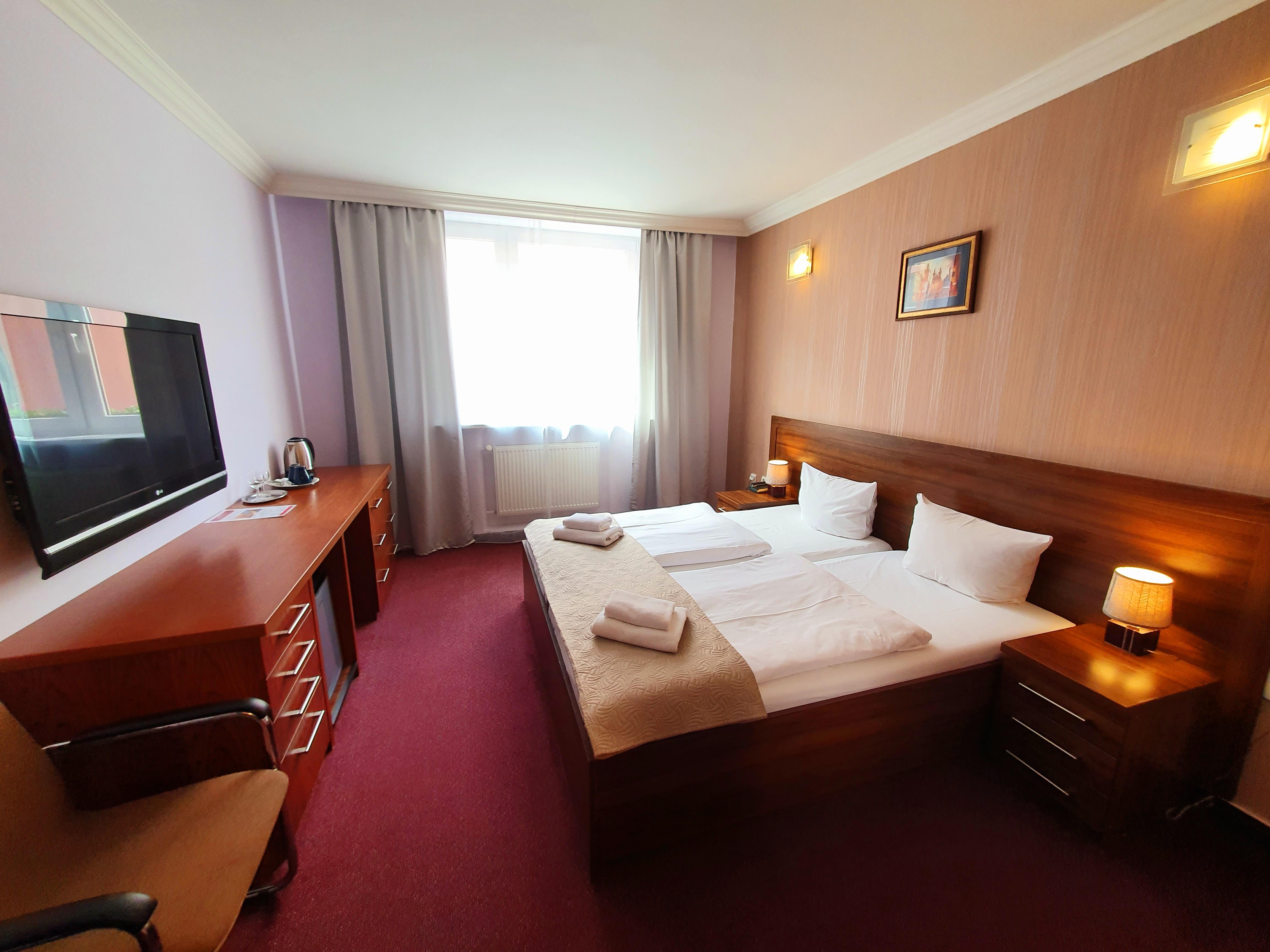 Relax Inn Прага Экстерьер фото