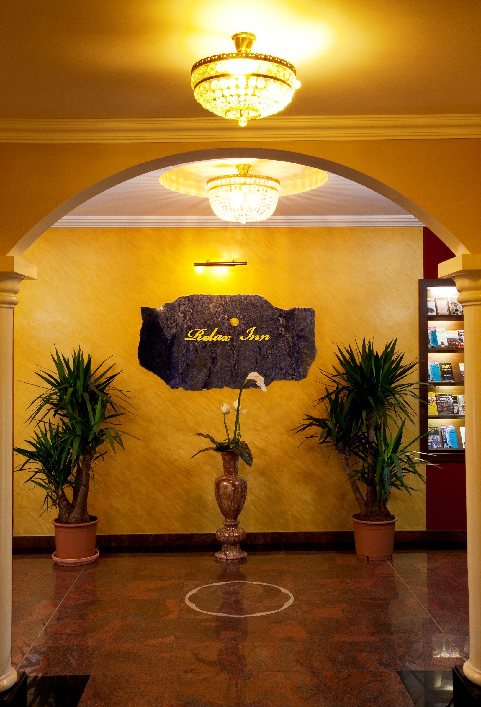 Relax Inn Прага Интерьер фото