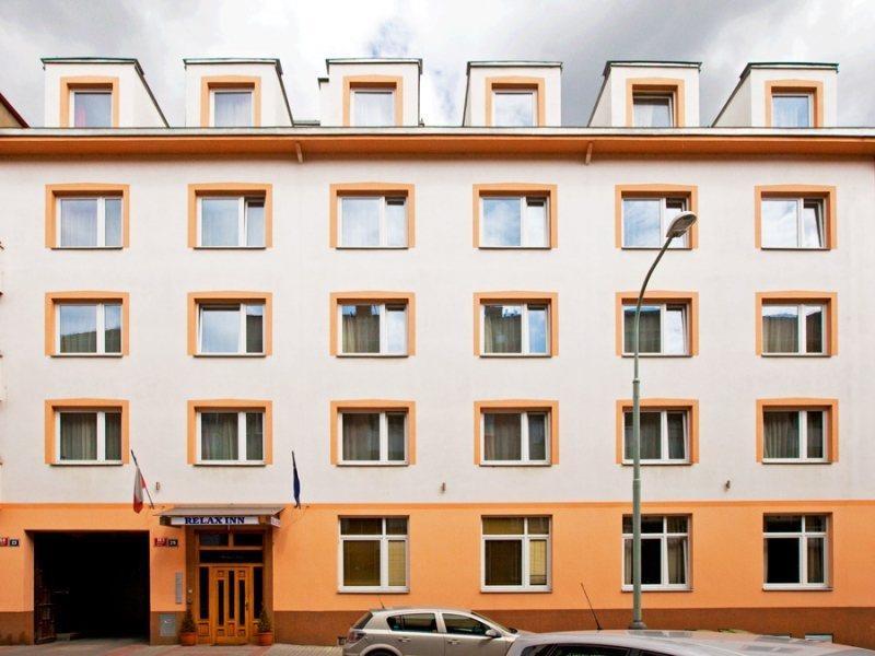 Relax Inn Прага Экстерьер фото
