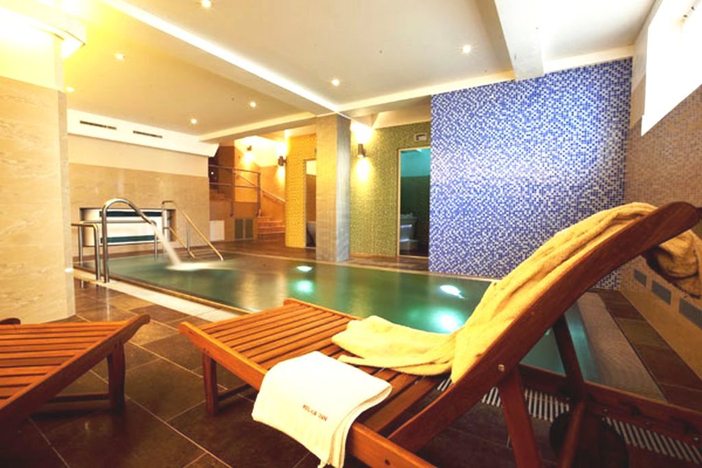 Relax Inn Прага Удобства фото