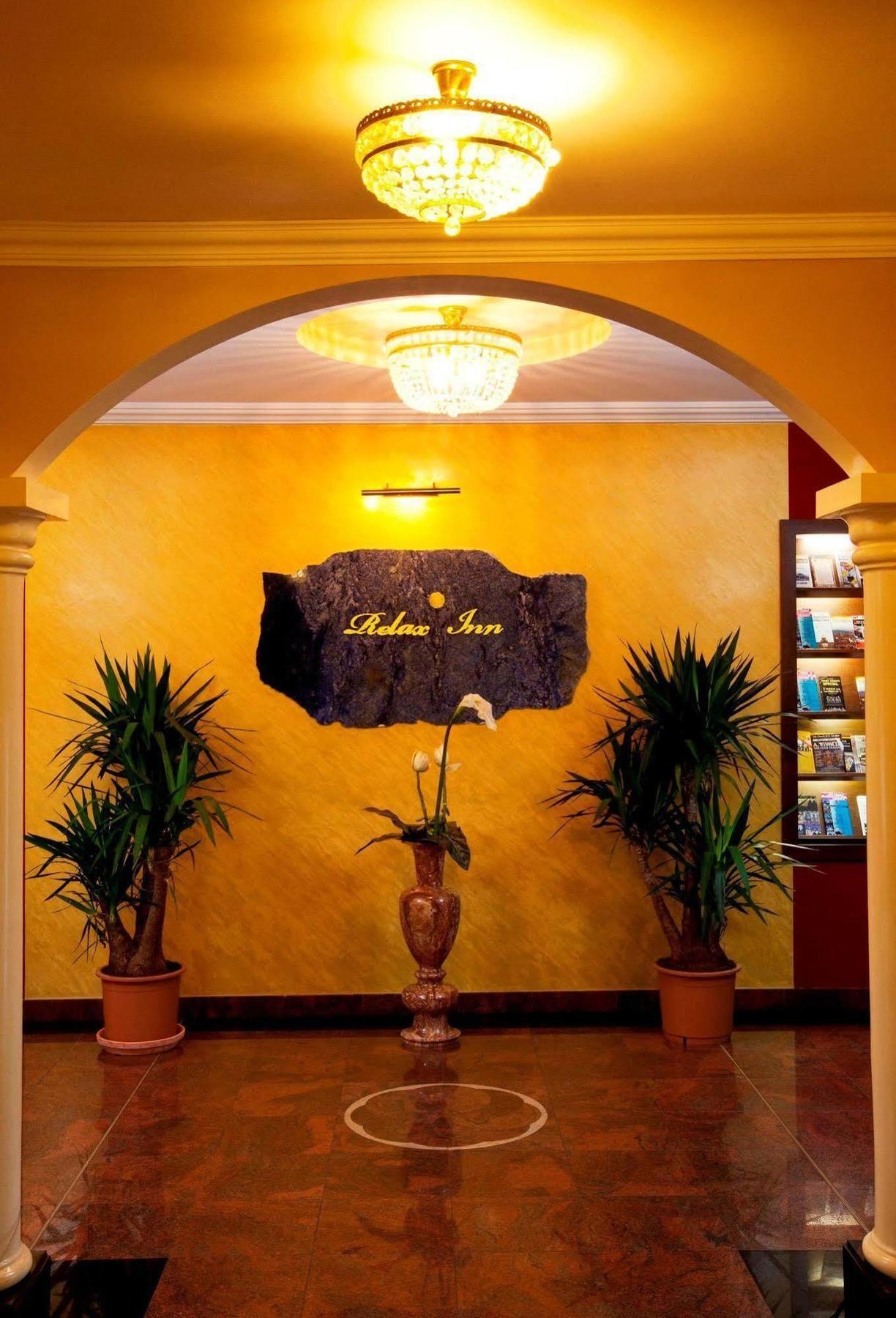 Relax Inn Прага Интерьер фото
