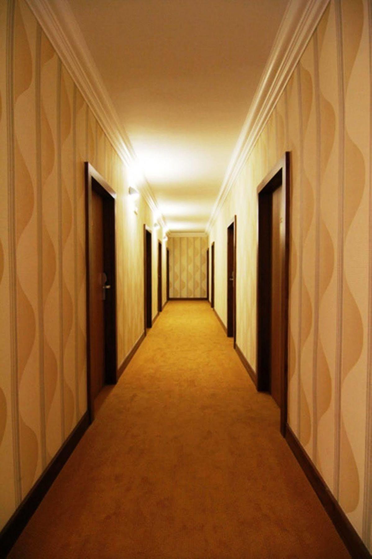 Relax Inn Прага Экстерьер фото